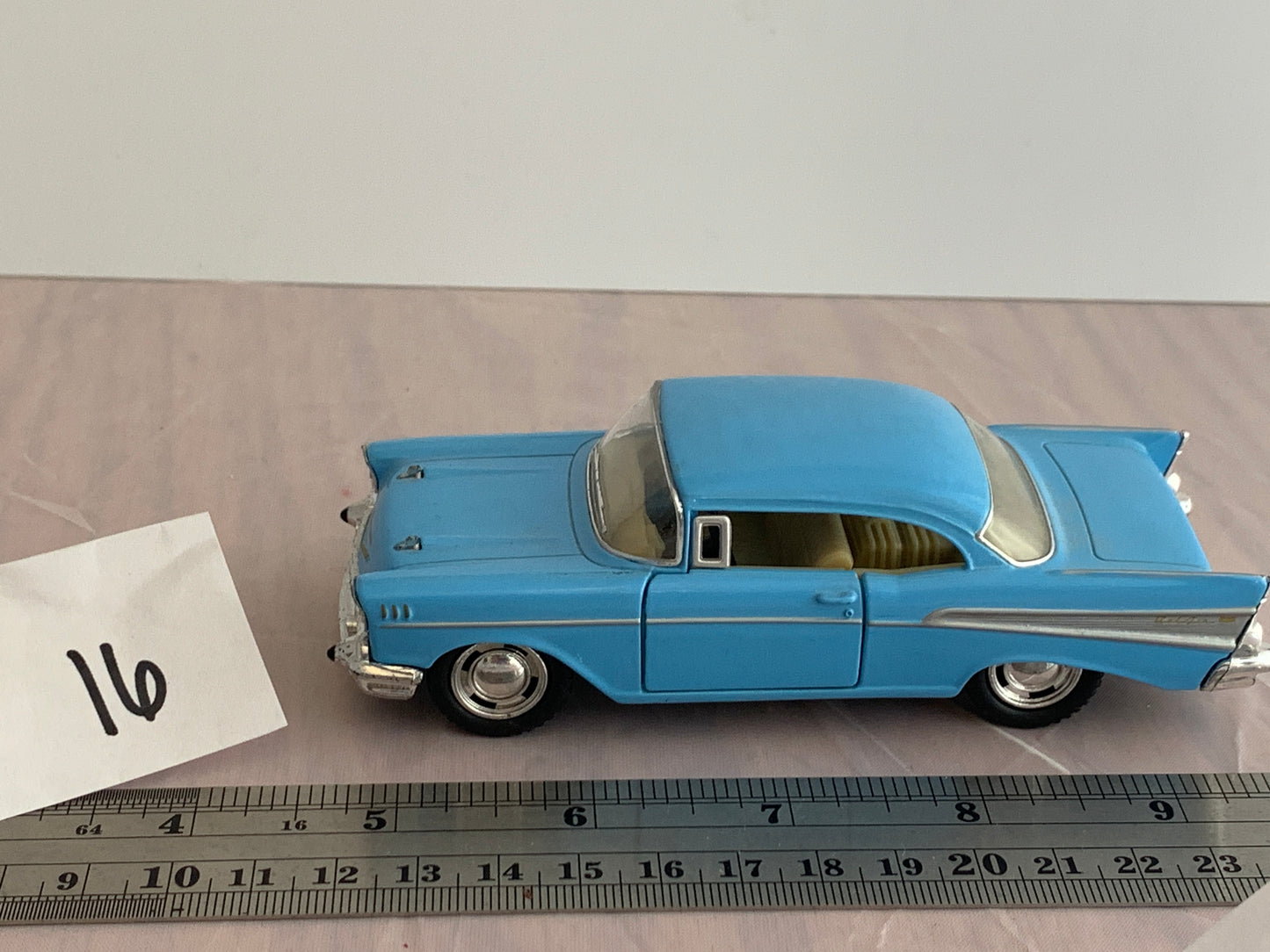 Diecast 1/18 ertl american muscle #32917 1957 bel air hardtop