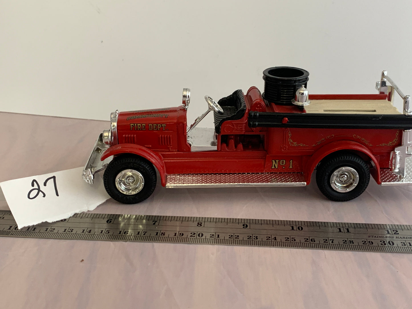 Diecast ertl 1926 seagrave fire truck bank