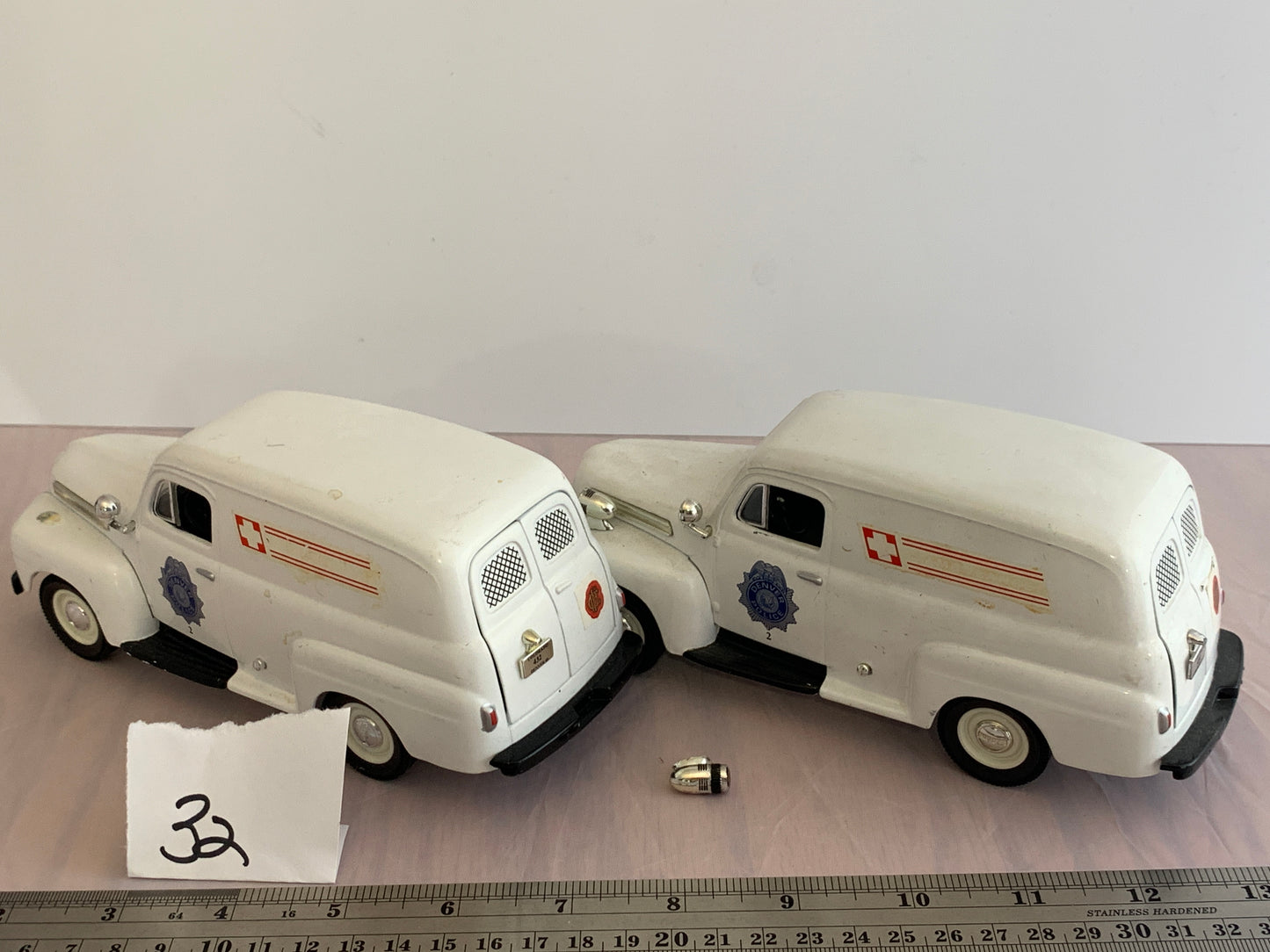 Diecast - Liberty Classic 1948 ford ambulance (lot of 2)
