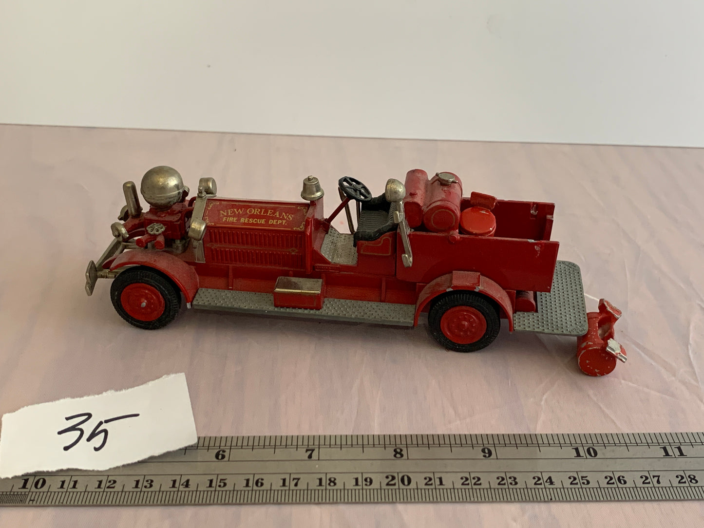 Diecast - 1/43 Ashton 37 New Orleans Fire & Rescue
