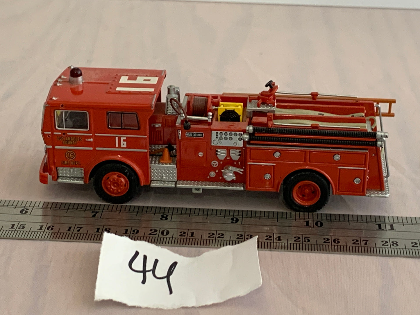 Diecast code 3 2004 la county fire truck 16