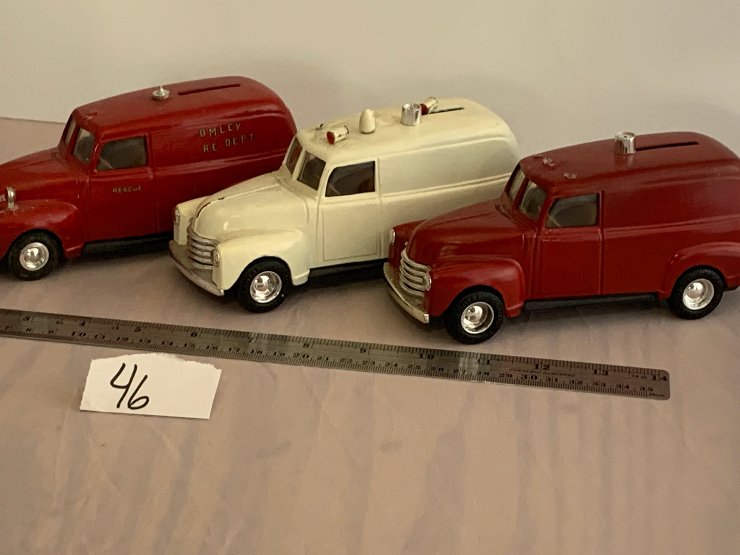 Diecast ertle bank chevy panel truck lot of 4