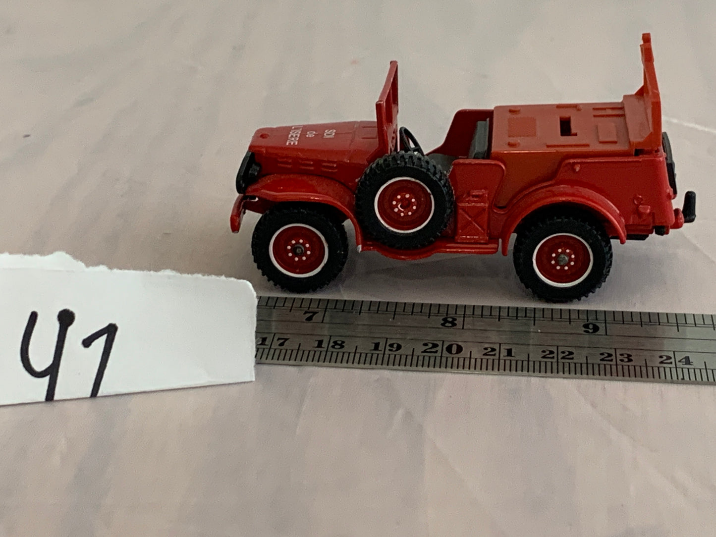 Diecast solido dodge 4x4