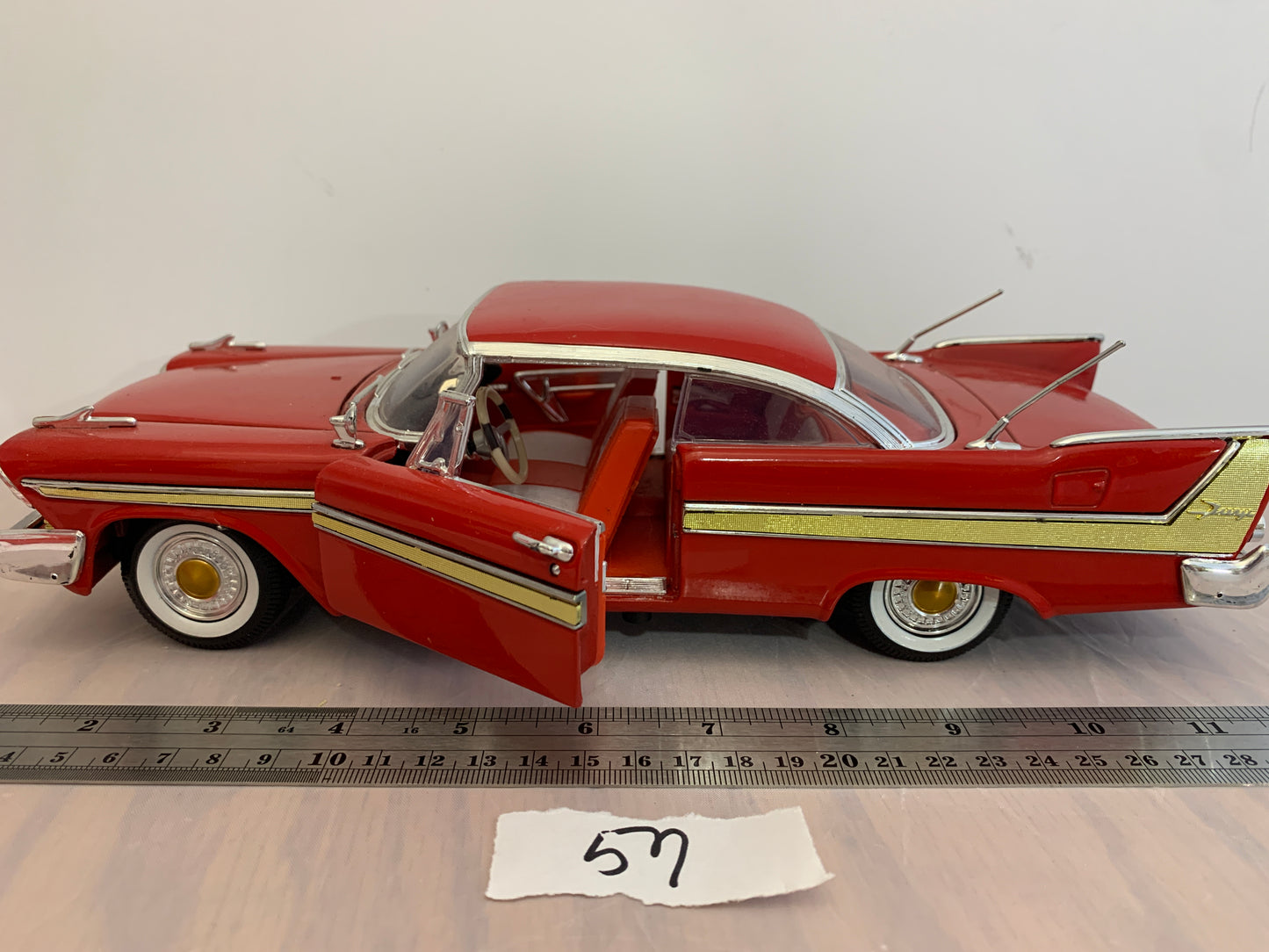 Diecast motor max american graffiti 1958 plymouth fury scale 1/18