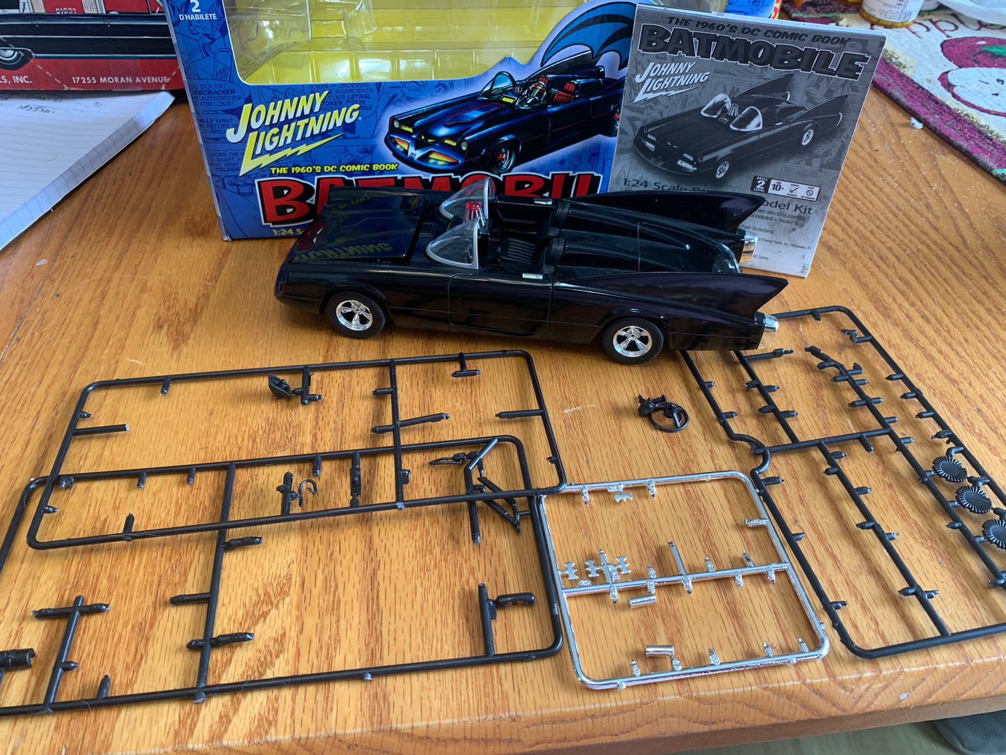 John Lightning Batmobile Prepainted 1/24 scale die cast