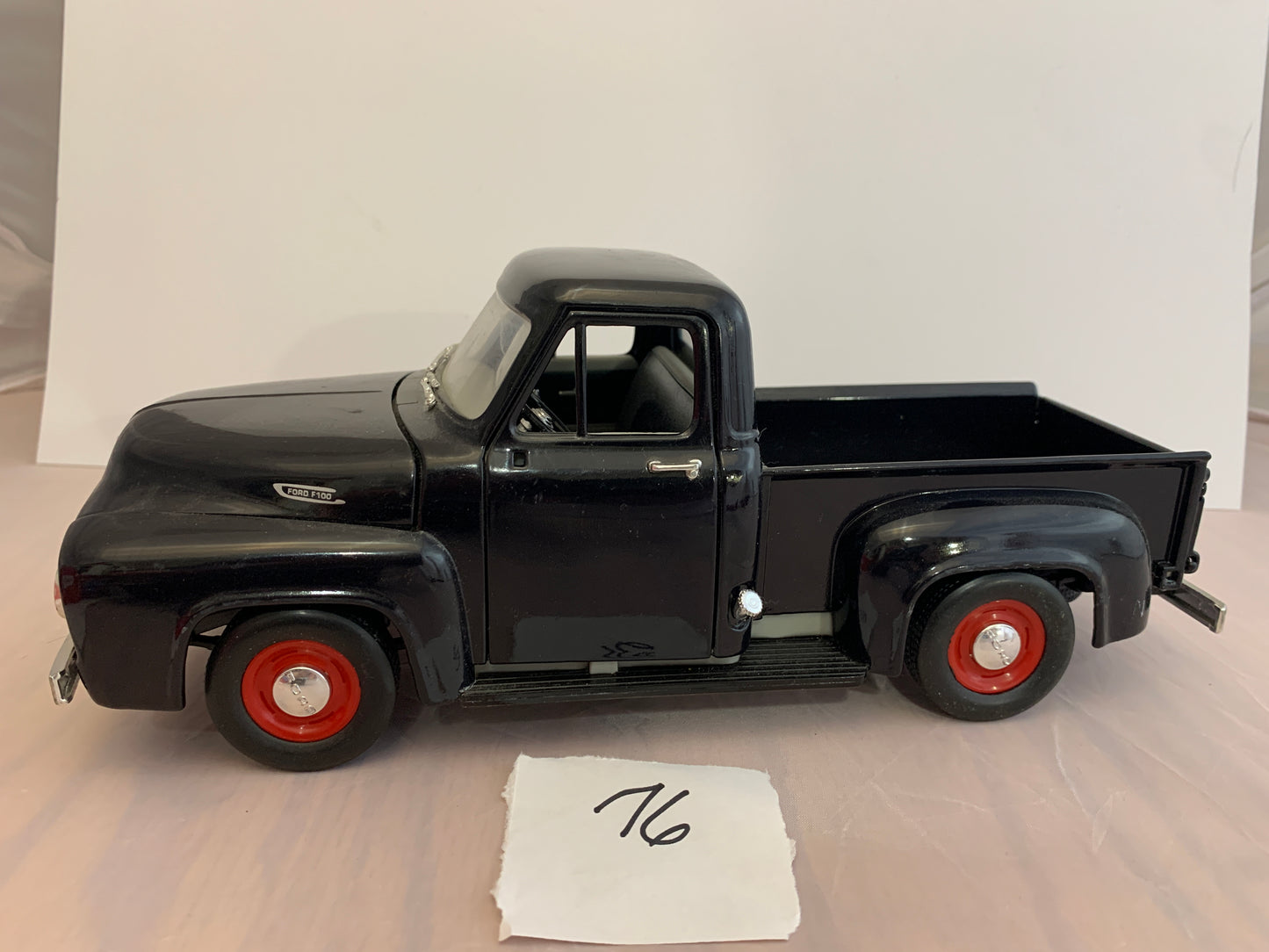 Diecast road tough 1953 ford pickup
