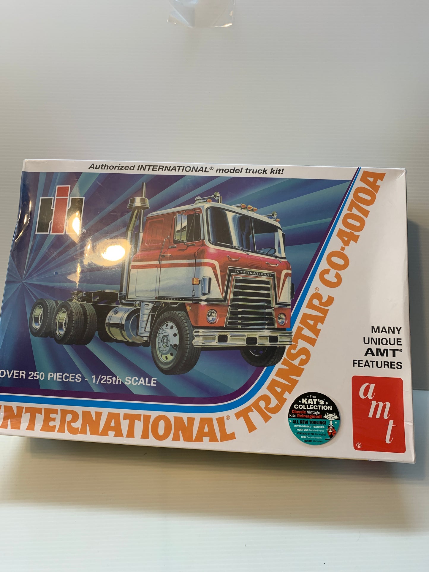 AMT international Transtar CO-407O A semi tractor 