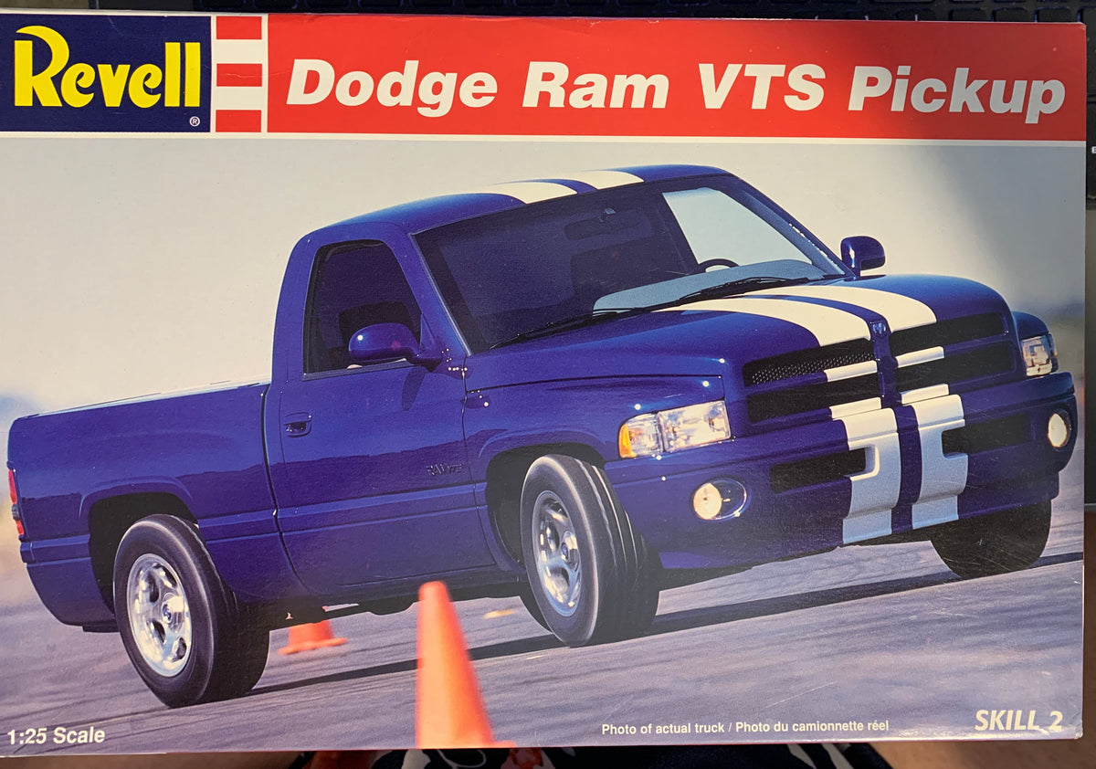 1/25 scale Dodge Ram VTS Pickup kit
