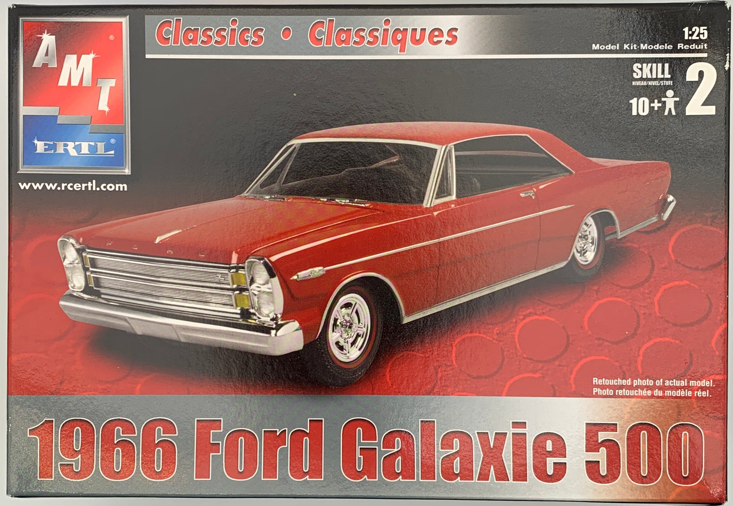 AMT 1966 Ford Galaxie 500, 1/25 Scale Model Kit