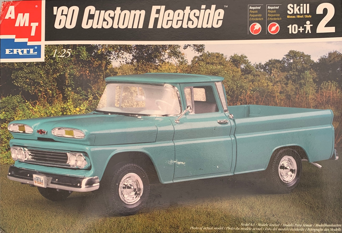 AMT ‘60 Chevy Custom Fleetside 1/25 Scale Model Kit