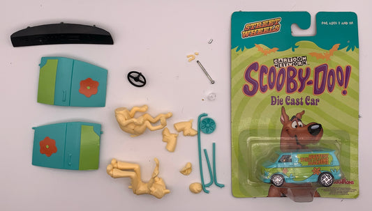 Polar Lights Scooby-Doo! Mystery Machine snap-and-glue, 1/25 Scale Model Kit
