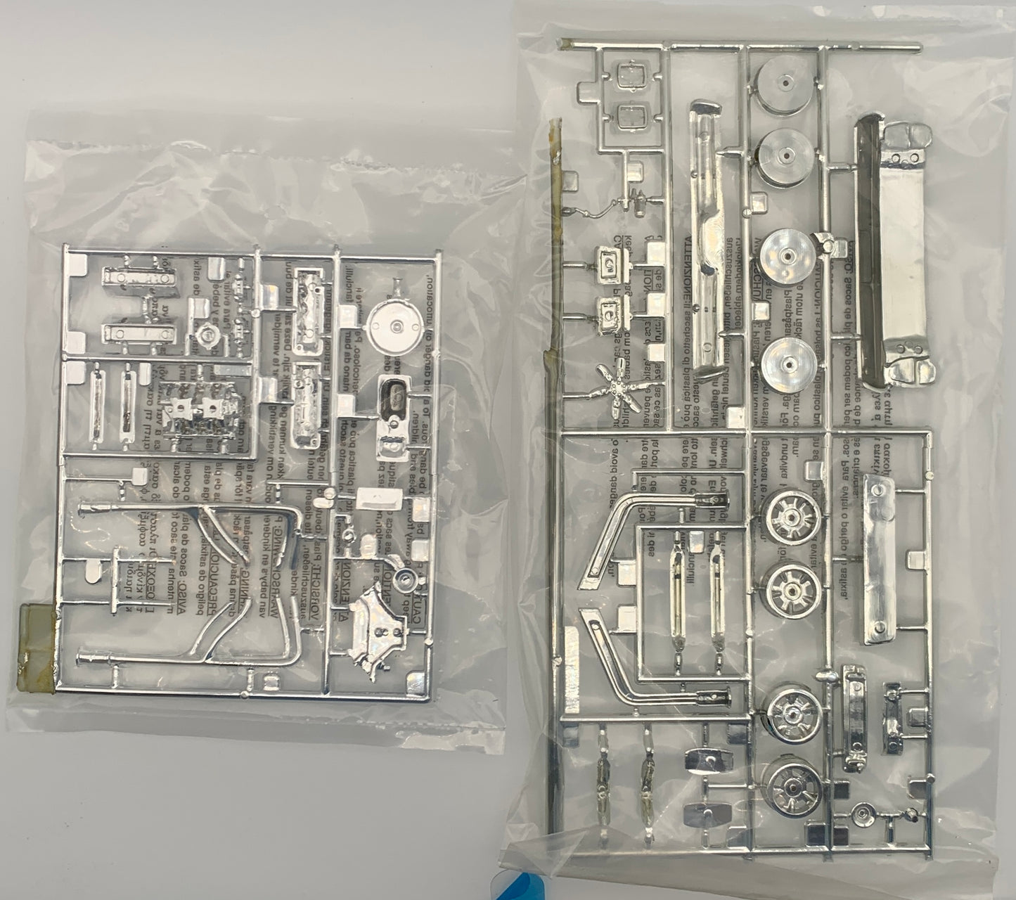 AMT 1966 Ford Galaxie 500, 1:25 Scale Model Kit