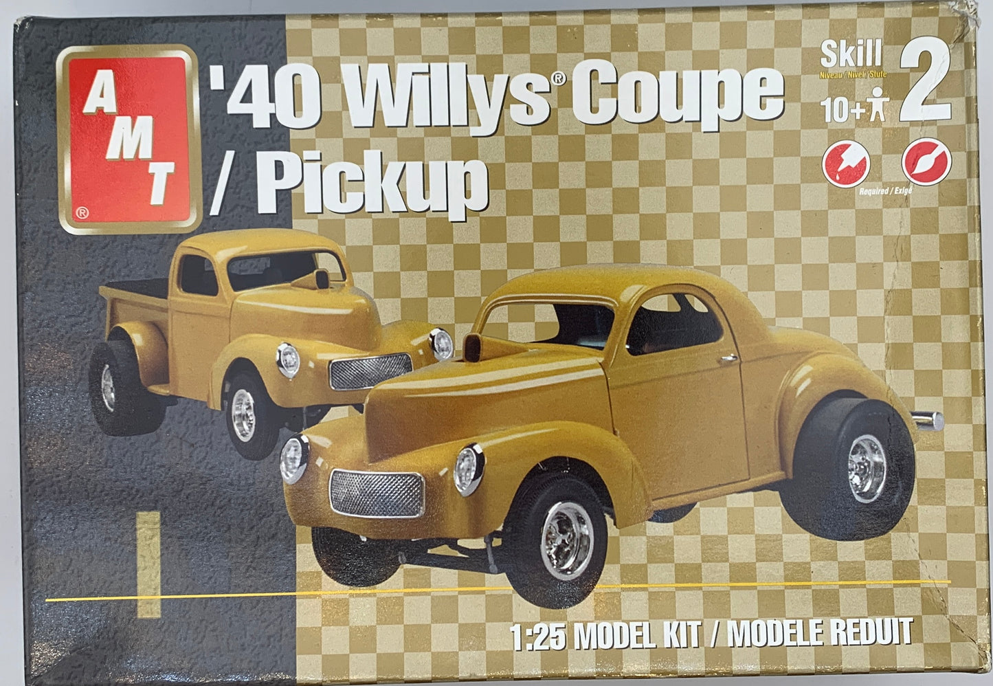 AMT ‘40 Willys Coupe / Pickup, 1/25 Scale Model Kit