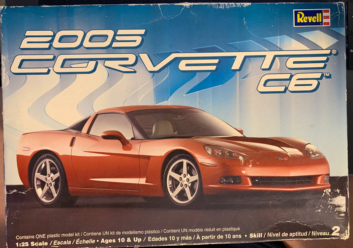 Revell #85-2840 is the 1/25 scale 2005 Corvette C6 Coupe kit.
