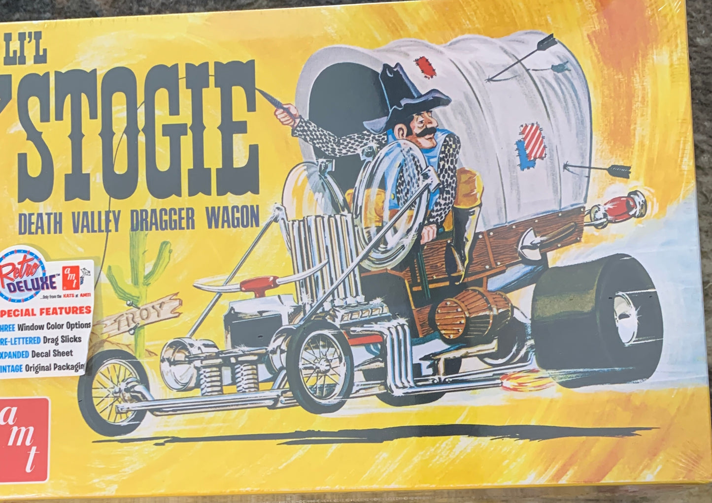 AMT 1555 Lil Stogie Show Rod 1/25 model kit