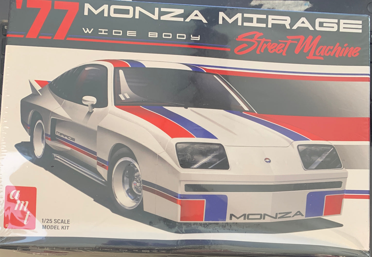 AMT 1977 Chevy Monza 1/25 scale model kit