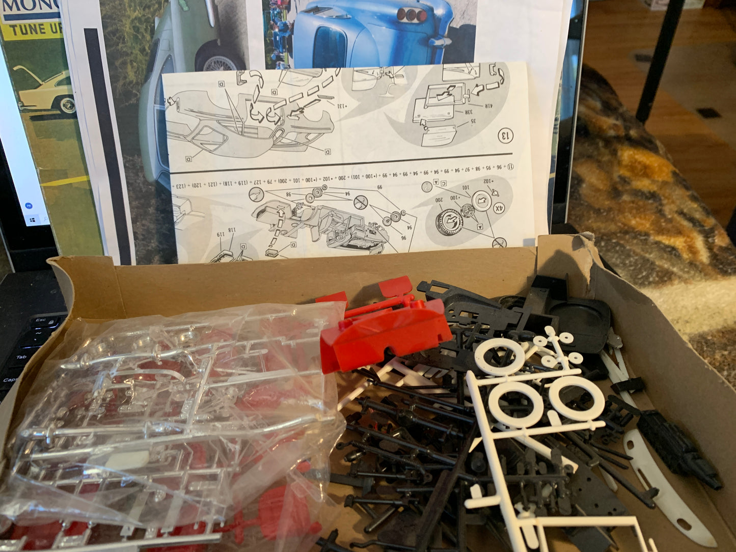 Revell/Monogram 1960 Aston Martin DB4 #562, 1/25 scale