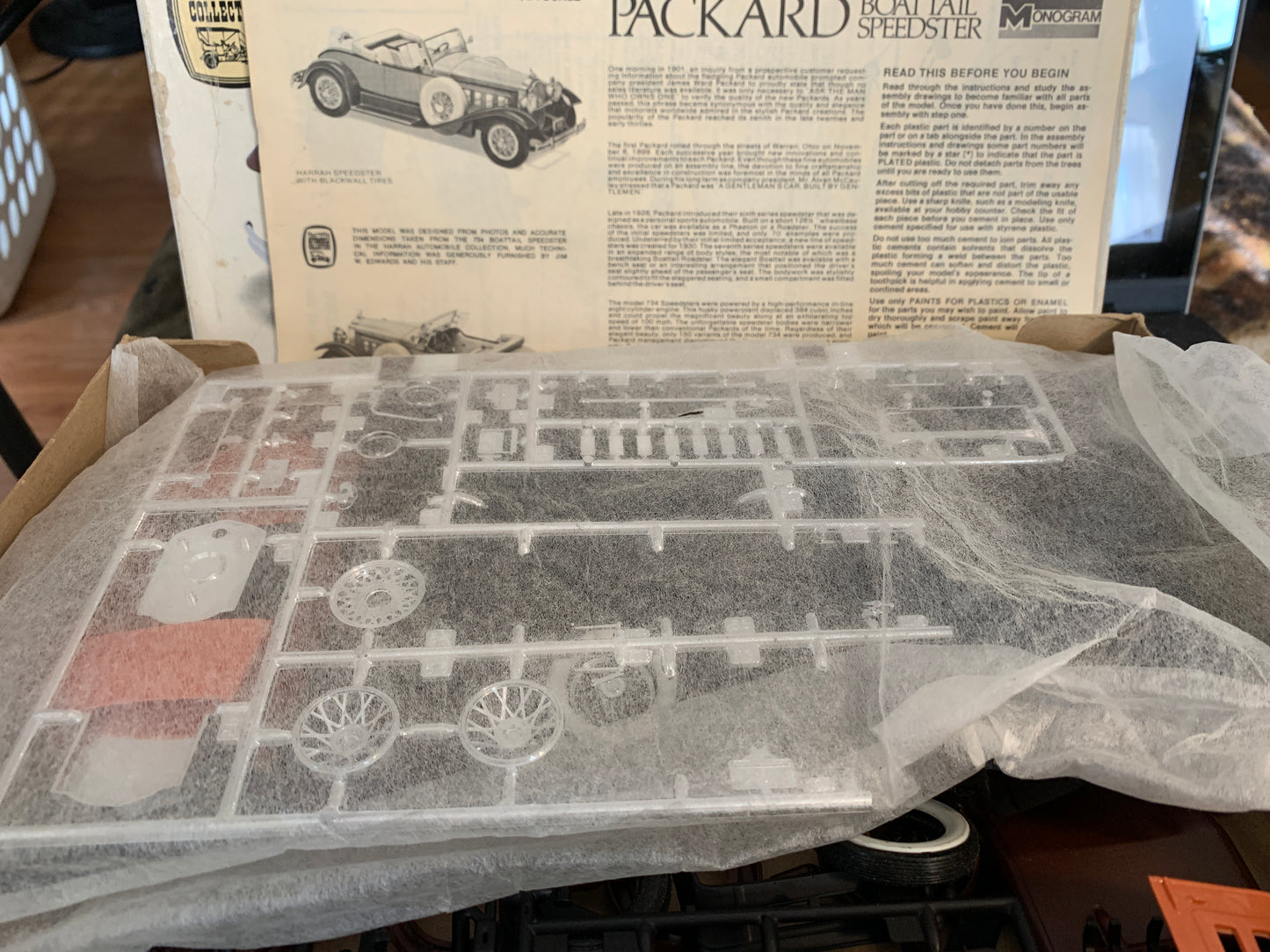Monogram 1930 Packard Model 734 Boattail Speedster kit 2301