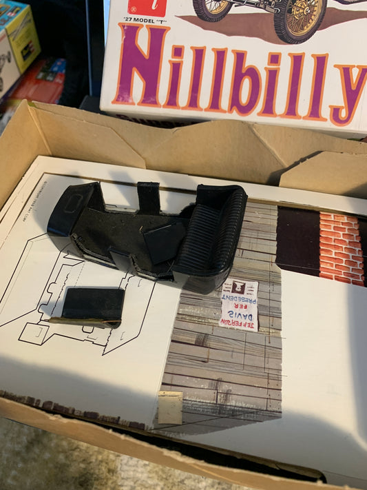 AMT 1927 Ford Model T “Hillbilly Hot Rod” kit #T249-200 is a 1/25-scale