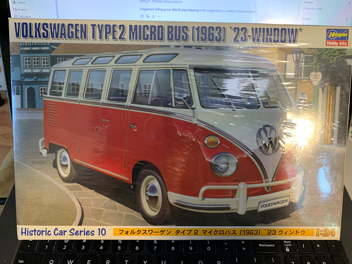 Hasegawa Volkswagen Type 2 Micro Bus (1963) 23-Window, kit HC-10 / 21210, 1/24 scale