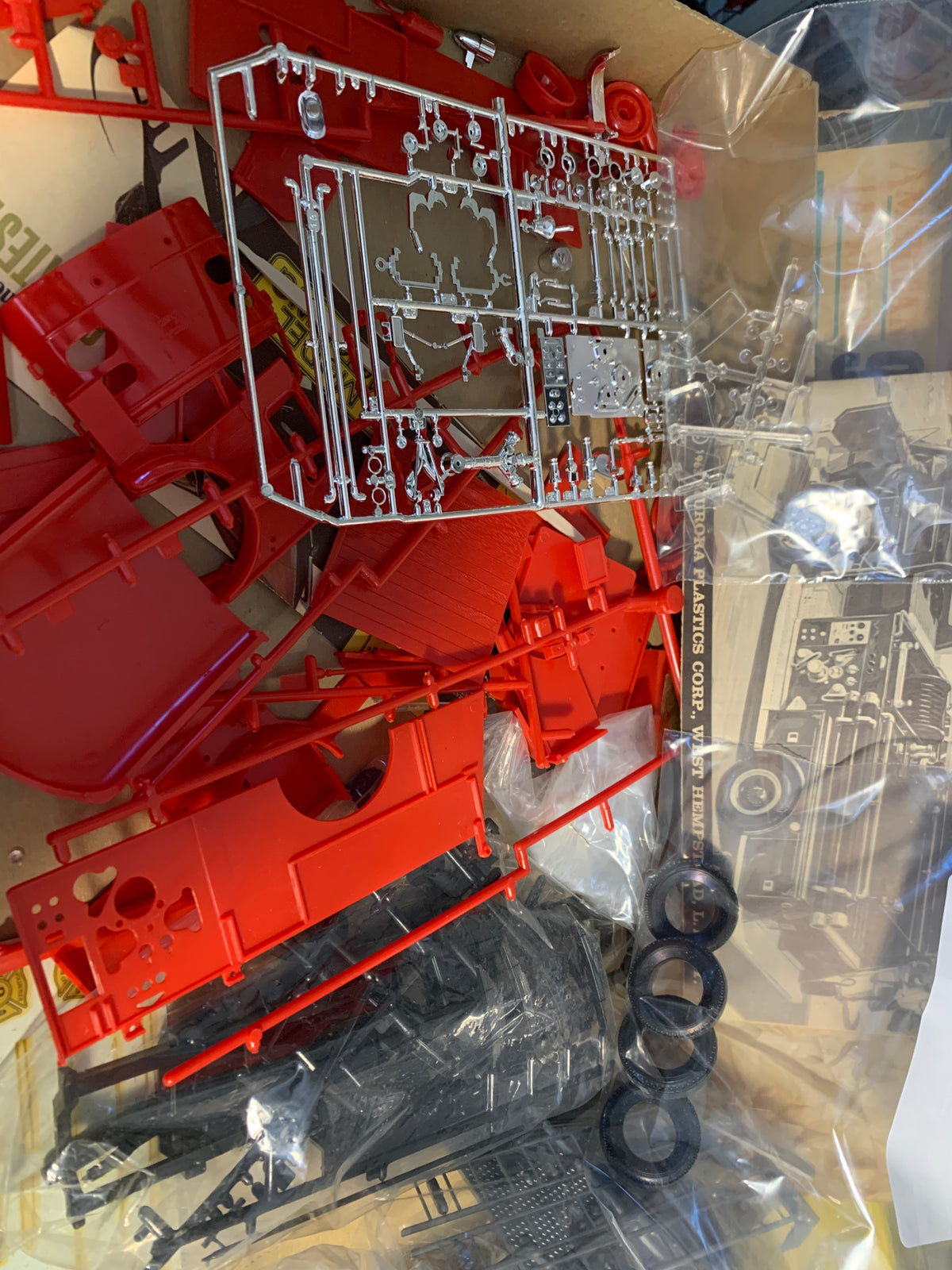 Aurora American LaFrance 900 Pumper Fire Engine, kit 599-298, 1/32 scale.