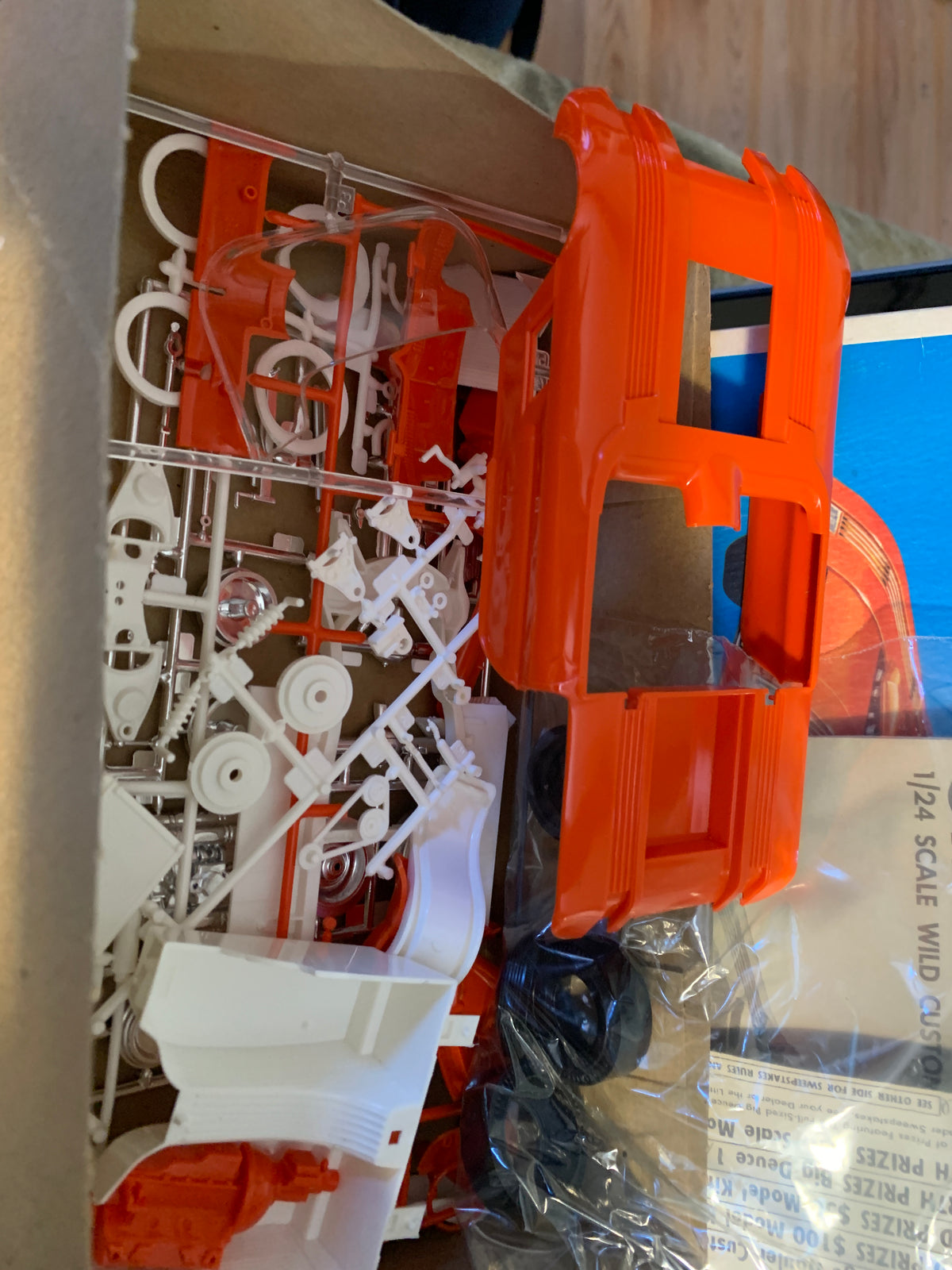 Monogram Orange Hauler PC131/150 is the original 1966 issue, in 1/24 scale