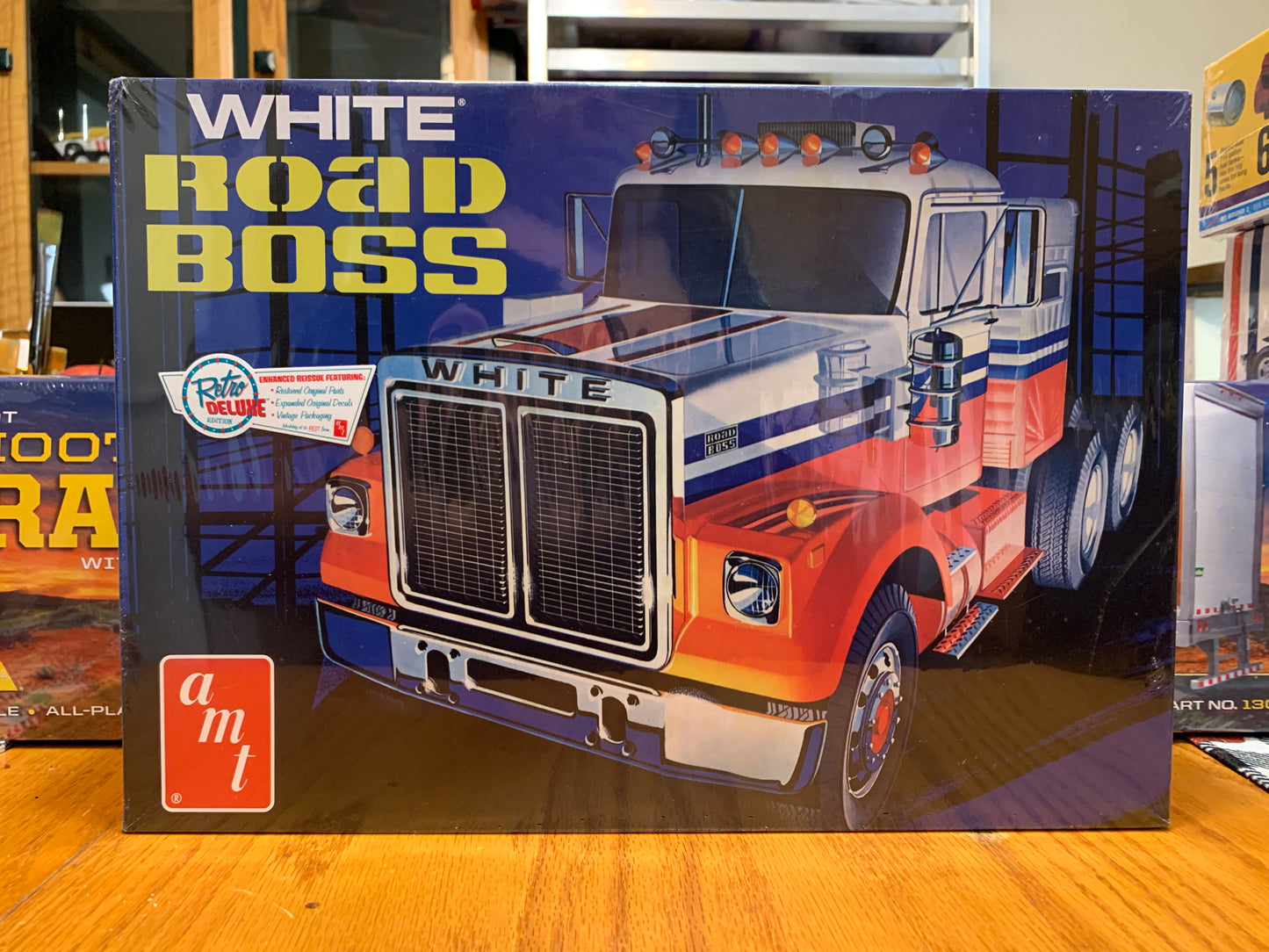 AMT WHITE ROAD BOSS