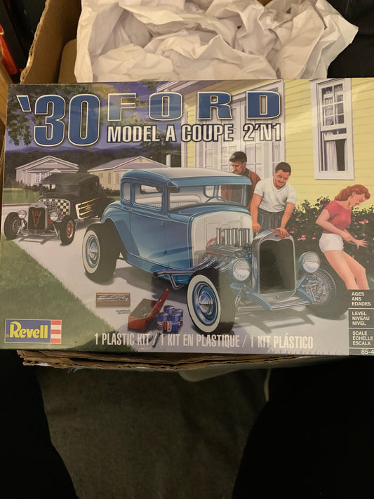 30 Ford model a coupe Model Kit