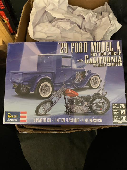 29 ford model a pickup with street chopper Model Kit