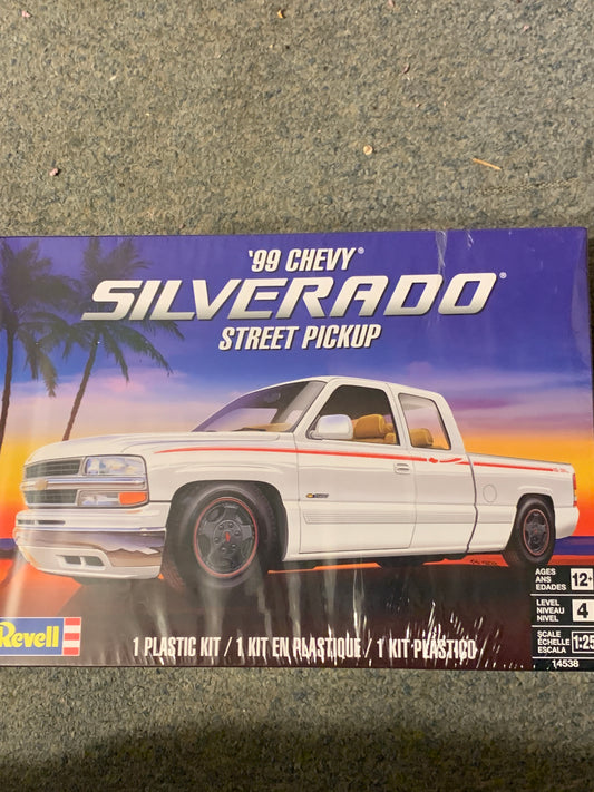 99 chevy Silverado street pickup model kit