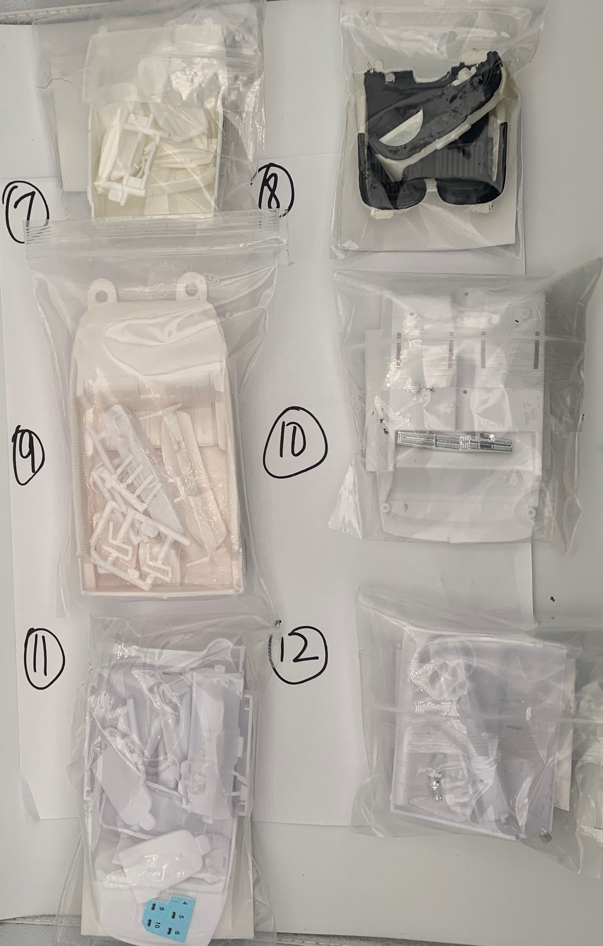 GM INTERIOR PARTS BAGS