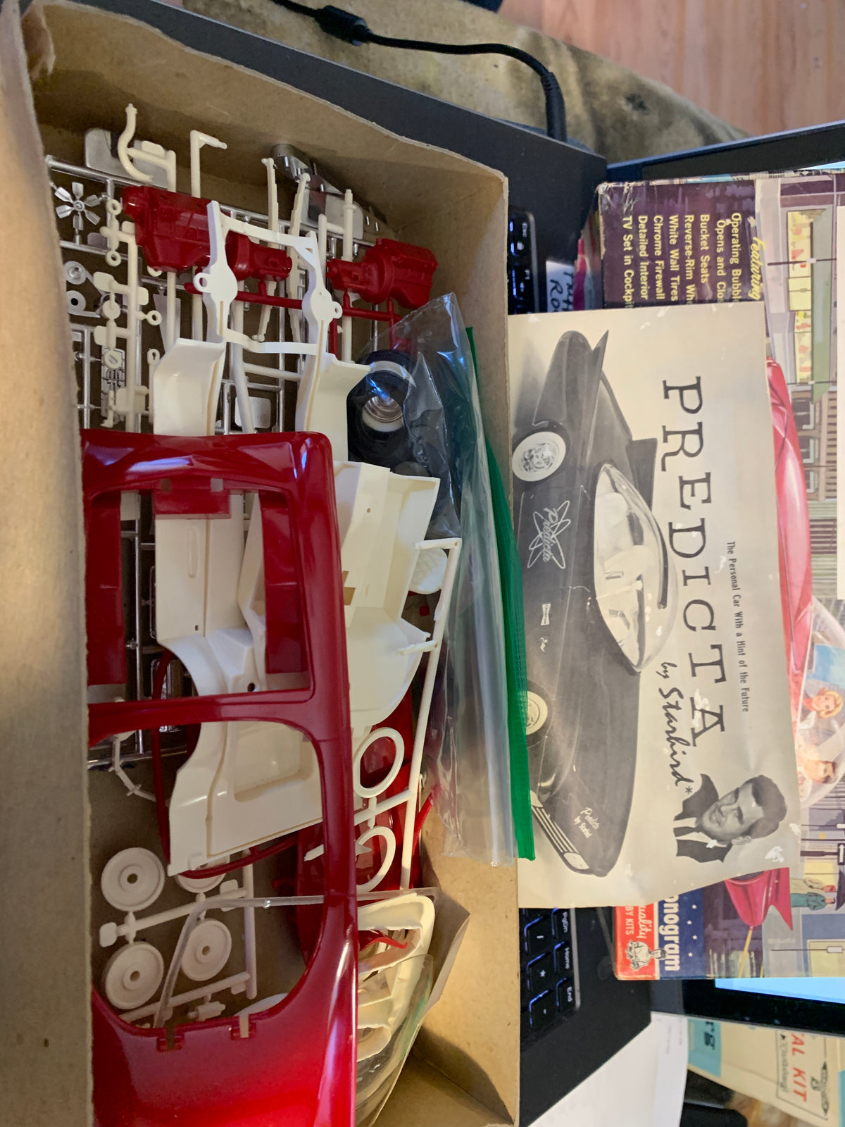 Monogram Predicta PC95-149 is the original 1/24-scale Darryl Starbird Thunderbird show rod kit