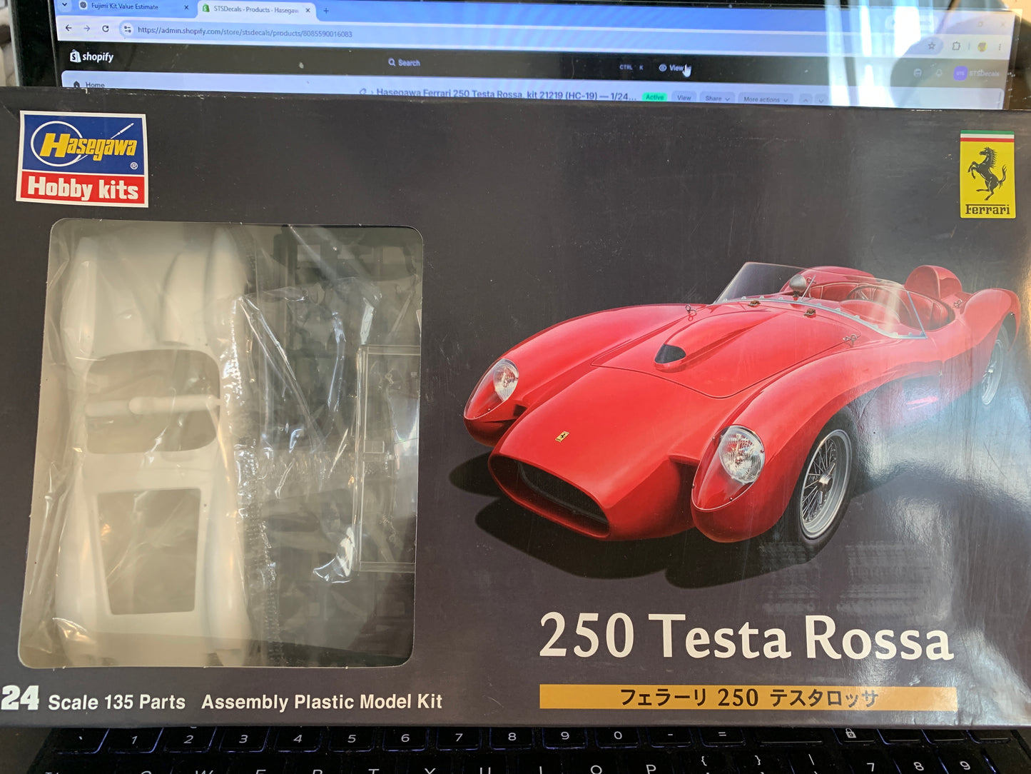 Hasegawa Ferrari 250 Testa Rossa, kit 21219 (HC-19) — 1/24 scale