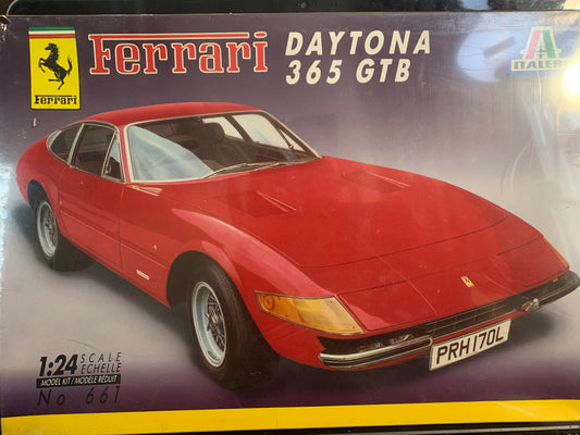 Italeri Ferrari Daytona 365 GTB kit No. 661, 1/24 scale