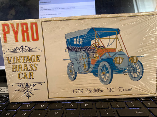 Pyro 1909 Cadillac “30” Tourer, kit C458 — 1/32 scale