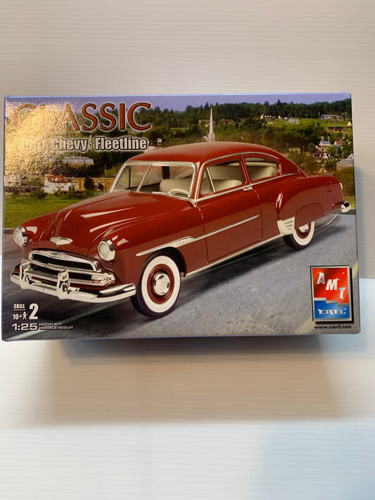 AMT  1951 Chevy Fleetline