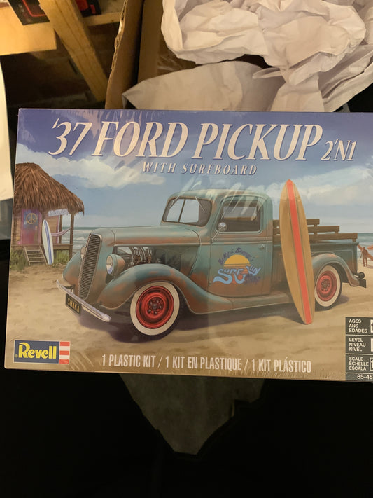 37 ford pickup with surfboard Model Kit