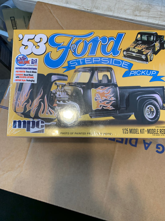 53 ford step side pickup model kit