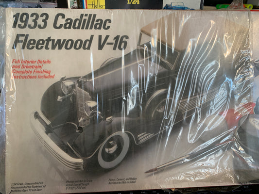 Testors/Italeri 1933 Cadillac Fleetwood V-16 kit #836 — 1/24 scale