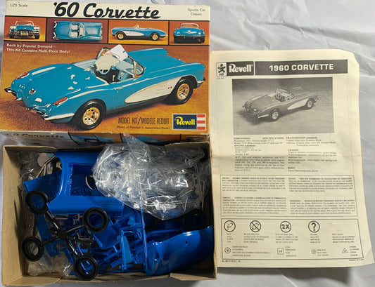 Revell ‘60 Corvette, 1/25 Scale Model Kit