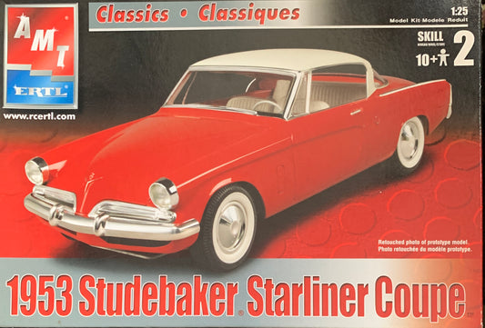 AMT 1953 Studebaker Starliner Coupe, 1/25 Scale Model Kit