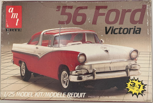 AMT ‘56 Ford Victoria 3 in 1, 1/25 Scale Model Kit (Missing Door)