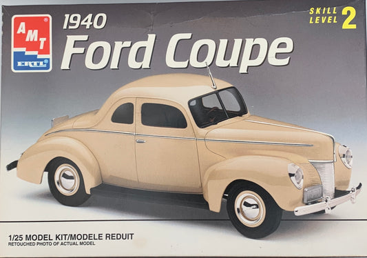 AMT 1940 Ford Coupe, 1/25 Scale Model Kit