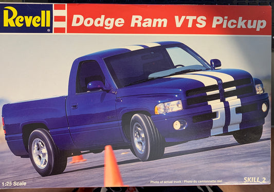 1/25 scale Dodge Ram VTS Pickup kit