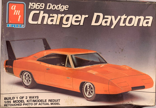 AMT 1969 Dodge Charger Daytona, 1/25 Scale Model Kit