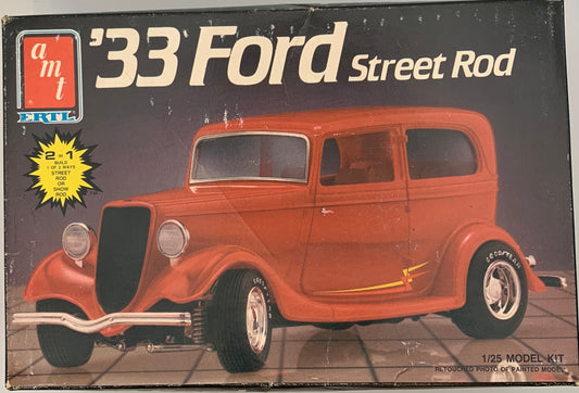 AMT ‘33 Ford Street Rod, 1/25 Scale Model Kit (Open)