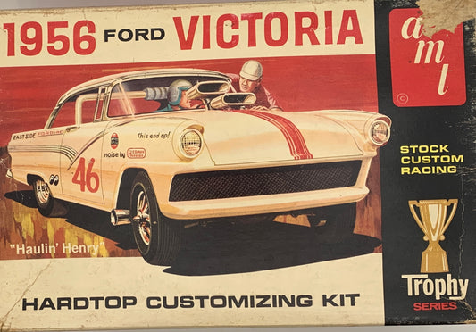 AMT 1956 Ford Victoria Hardtop Customizing Kit, 1/24 or 1/25 Scale Model Kit