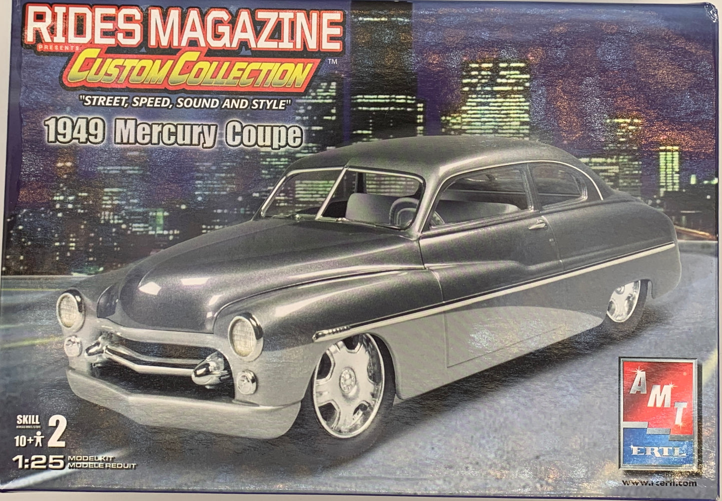 AMT Rides Magazine Custom Collection 1949 Mercury Coupe, 1/25 Scale Model Kit