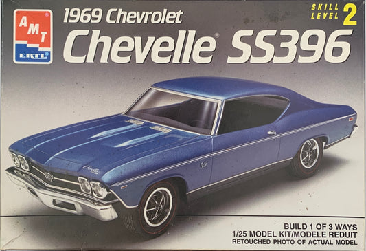 AMT 1969 Chevrolet Chevelle SS396 (Open), 1/25 Scale Model Kit