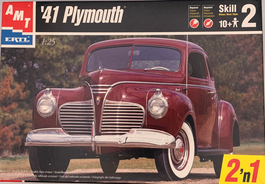 AMT ‘41 Plymouth 2-in-1, 1:25 Scale Model Kit
